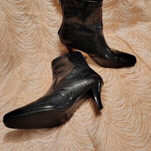 AEROSOLES Glossy Black Croc-Embossed Heeled Boots